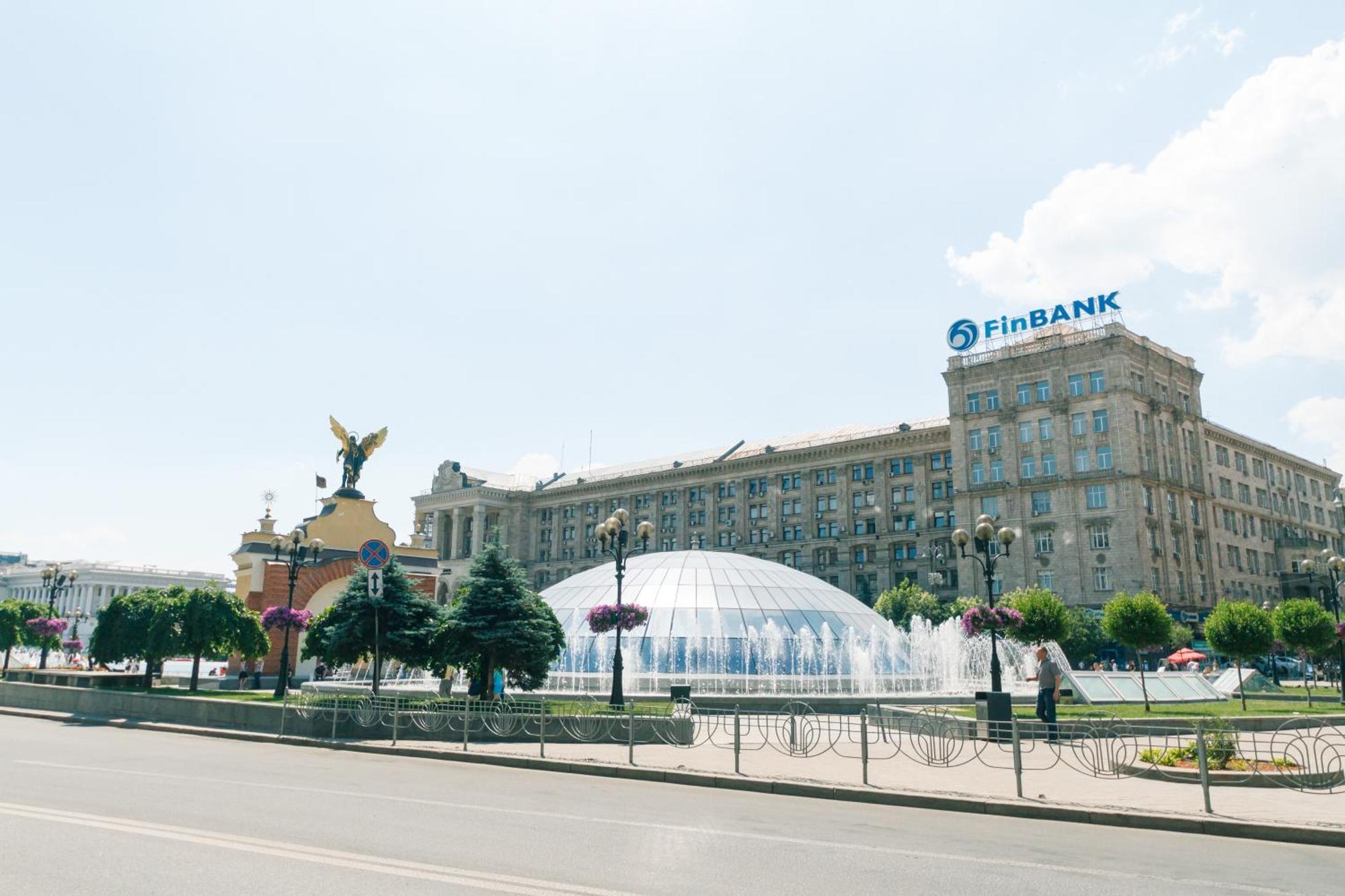 Apartament On Independence Square Kiev Esterno foto