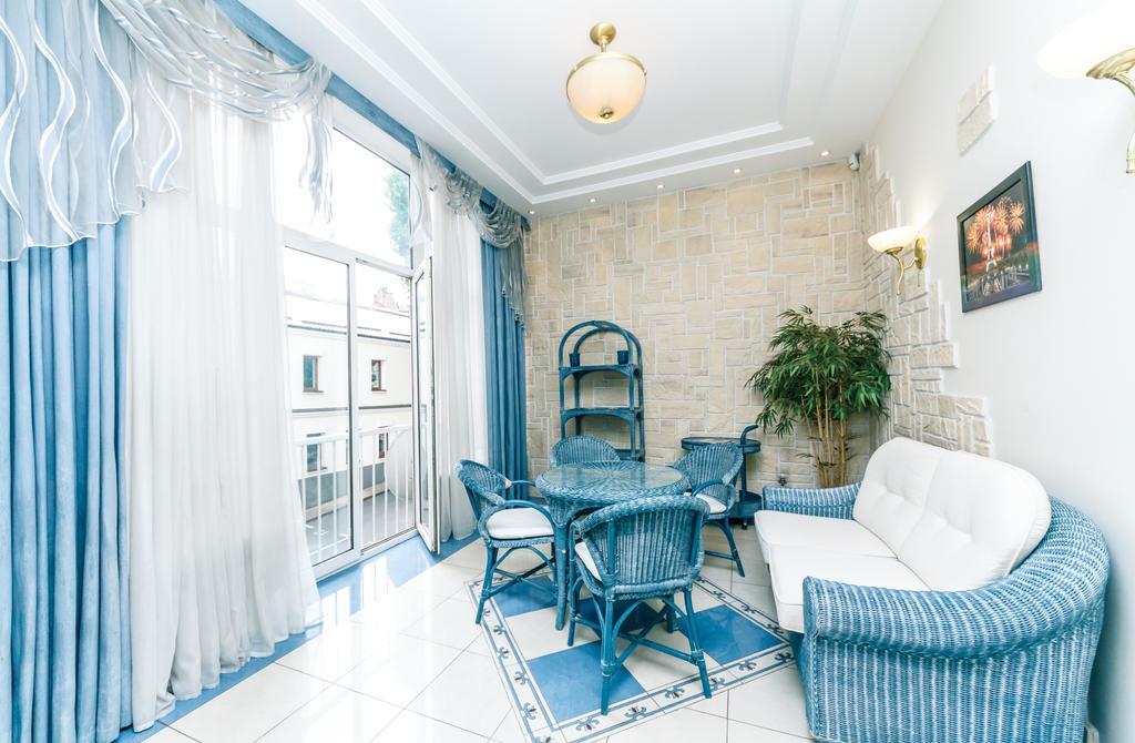 Apartament On Independence Square Kiev Esterno foto